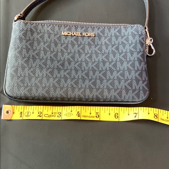 Michael Kors Black and Blue Textured Wristlet - Picture 6 of 8